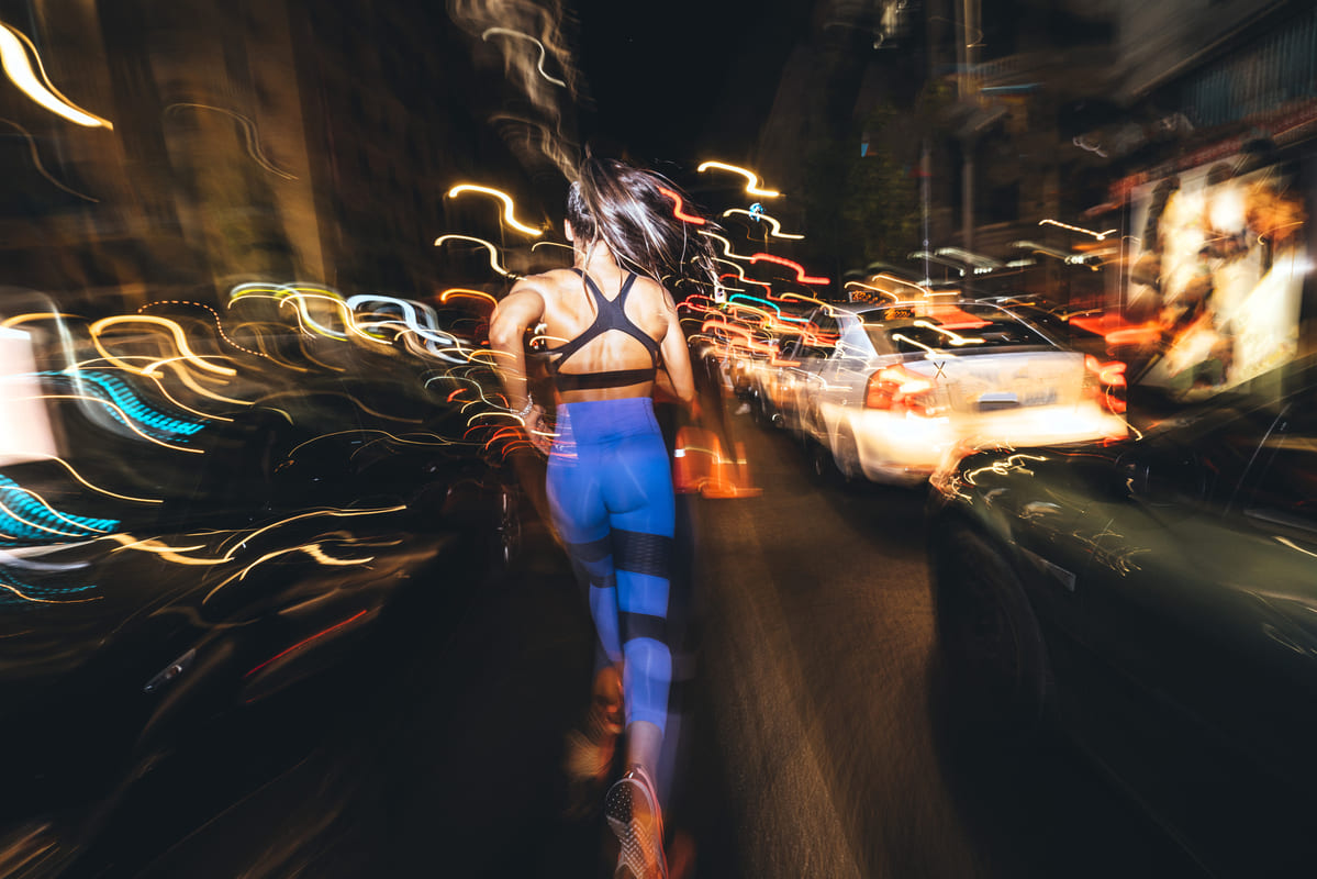 Correre di notte, consigli e vantaggi