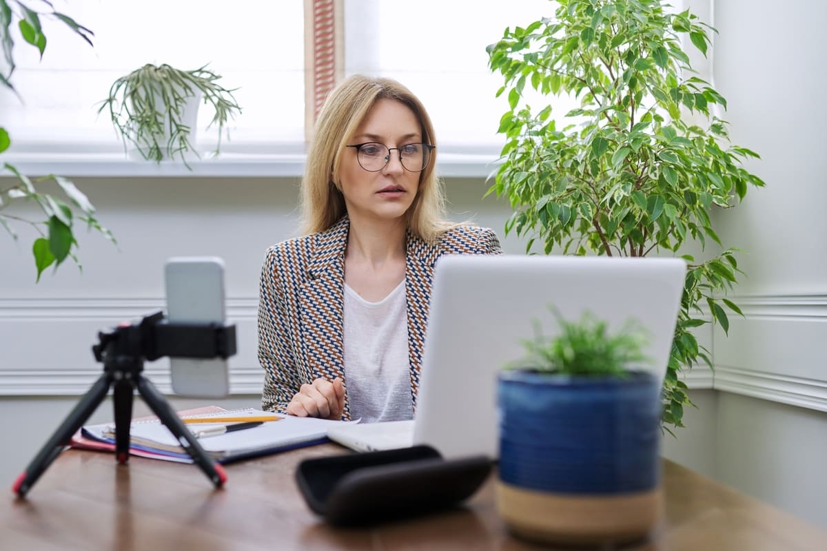 Come lavorare da casa può influire sul sonno