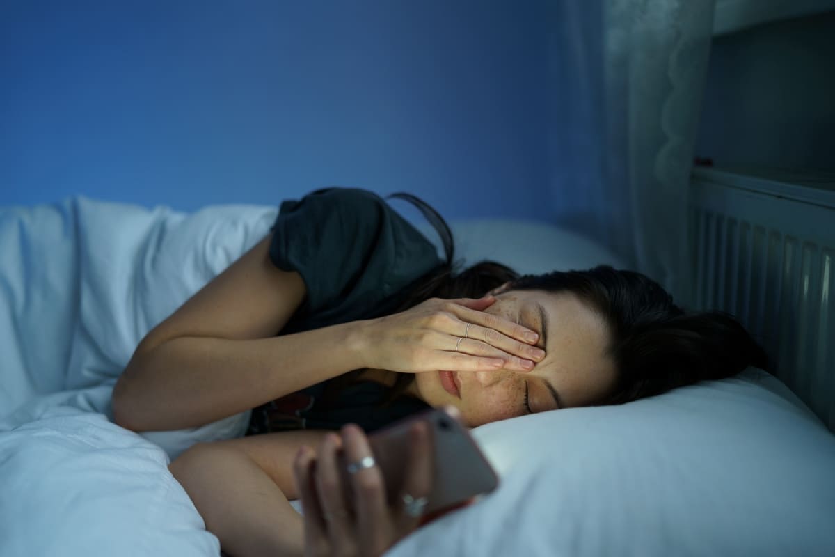 Dormire poco è causa della perdita di memoria