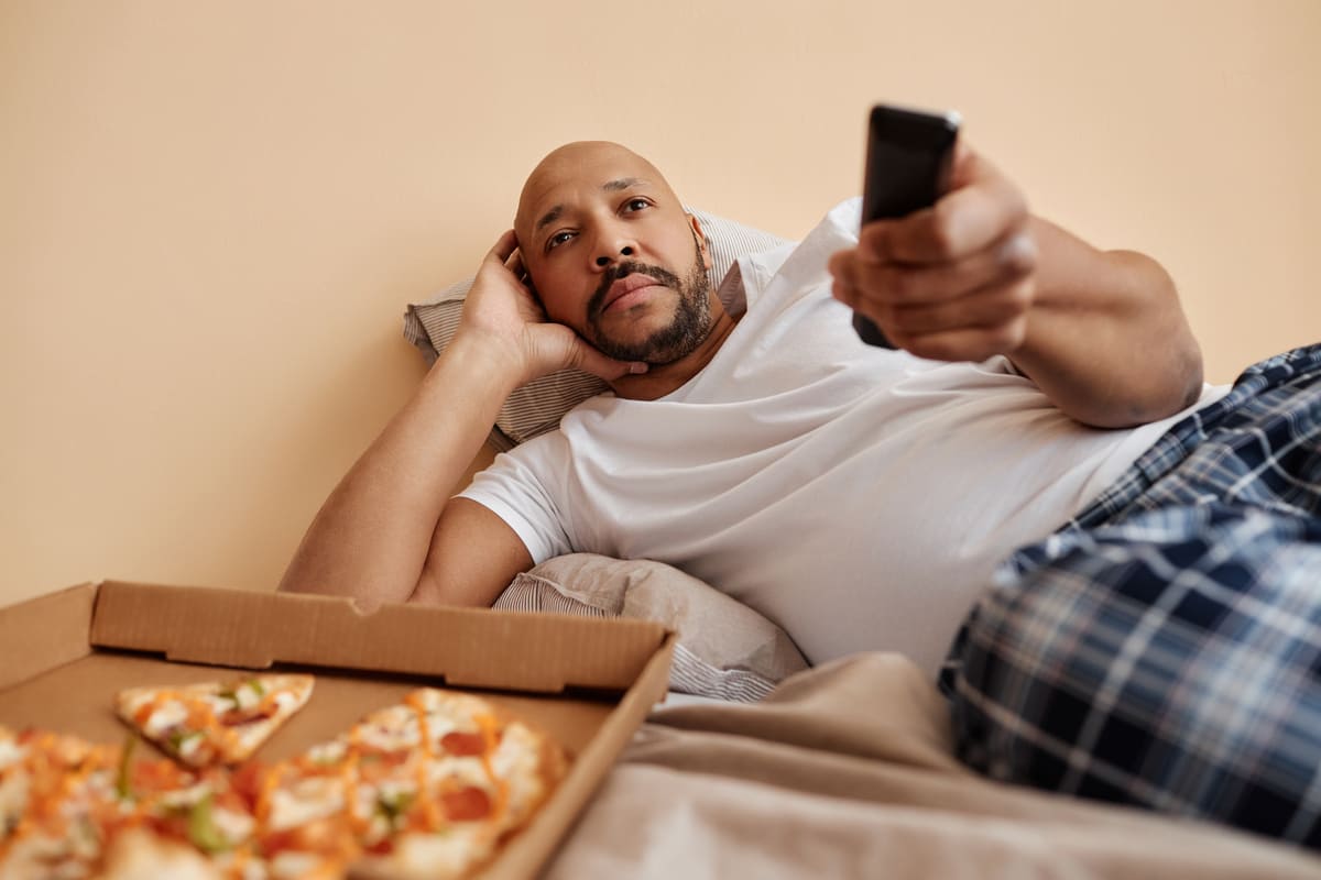 alimenti che NON ti aiuteranno a dormire meglio