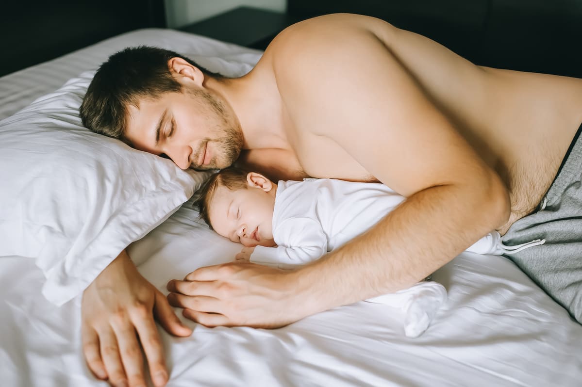 Come condividere il letto con il tuo bambino in sicurezza
