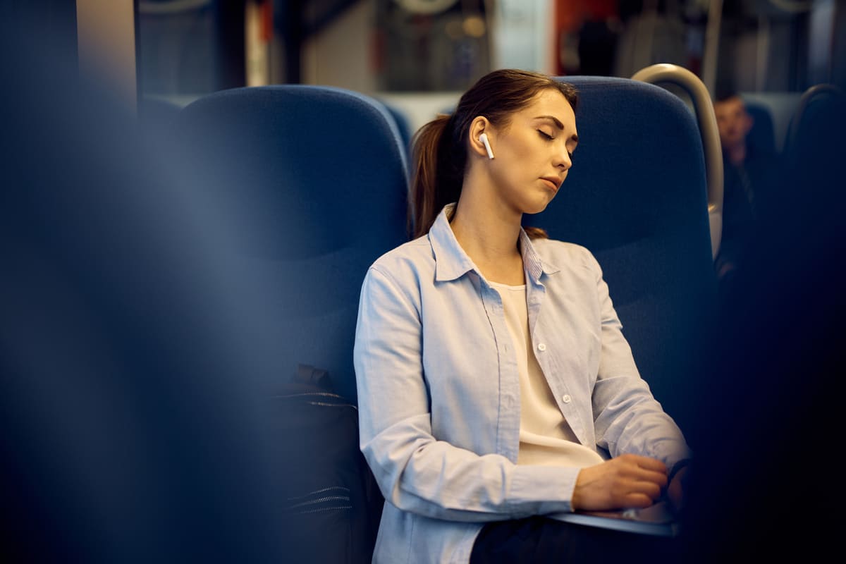 Come dormire bene quando si viaggia