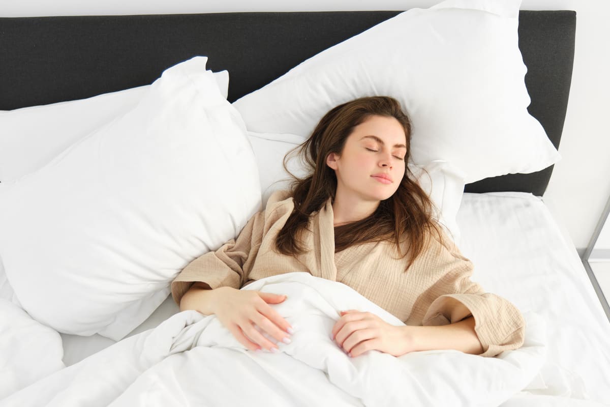 La migliore posizione per dormire con la sciatica
