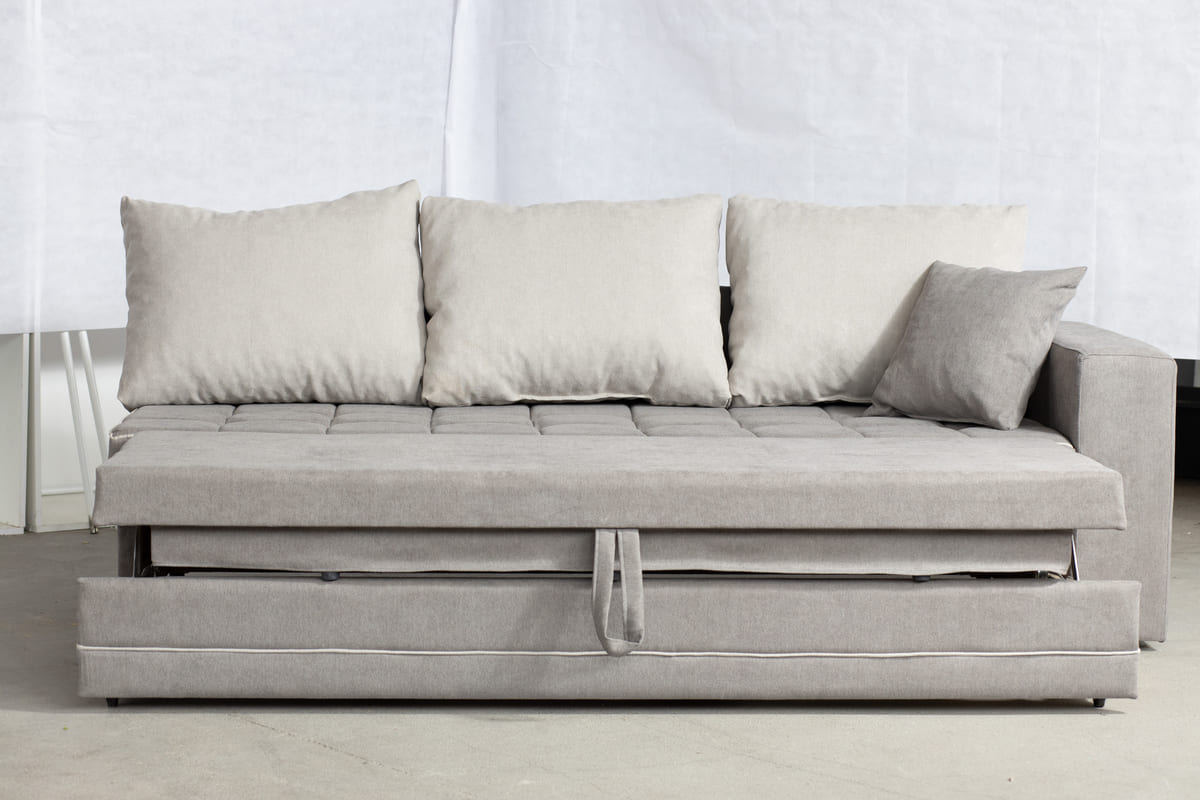 divano con letto estraibile